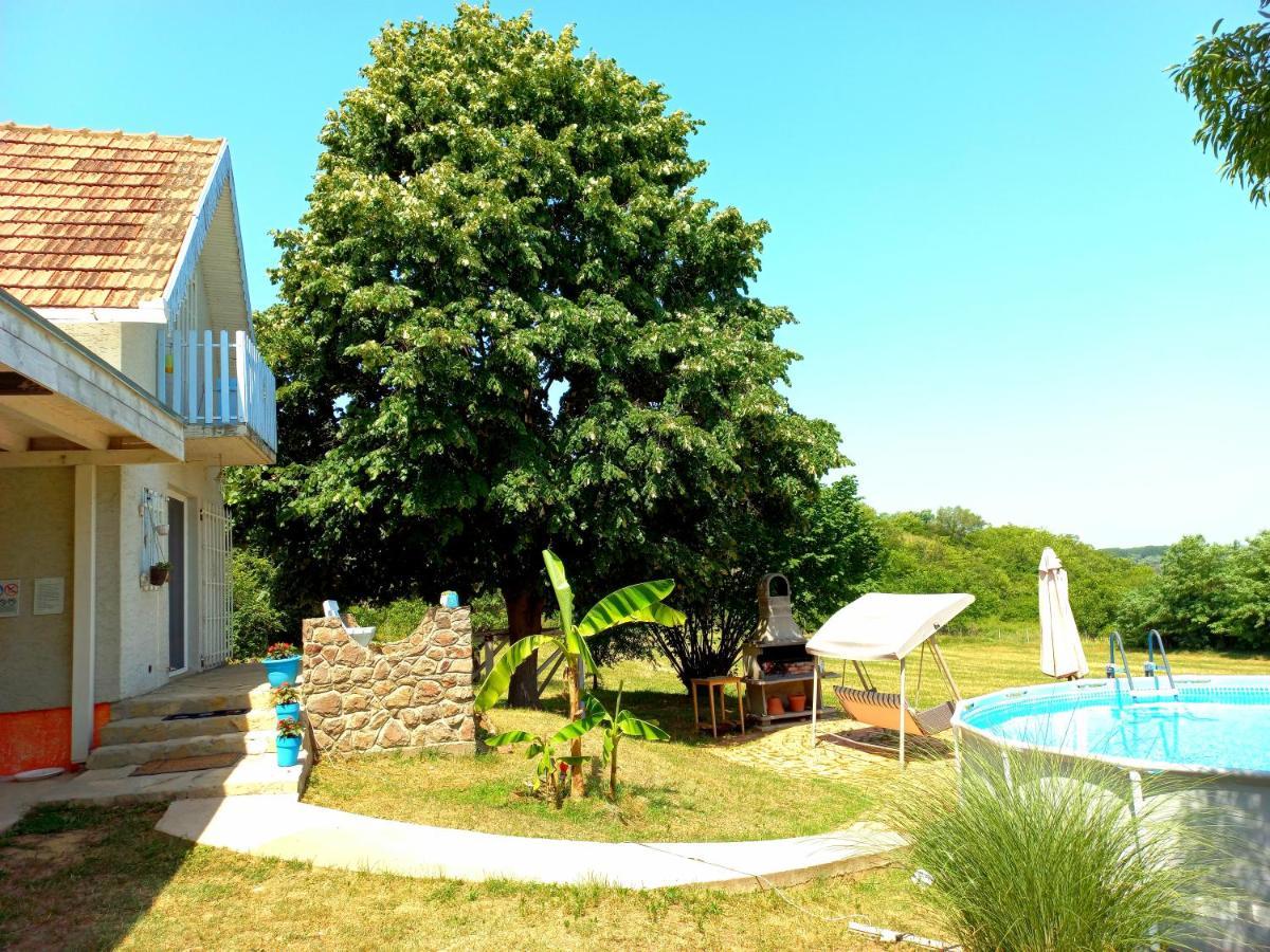 Honey Hill Apartment Fruska Gora Cserög Kültér fotó